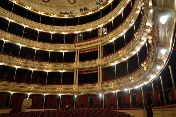 imagen de Teatro Solís de Montevideo: ensayos de democracia cultural como ejercicio pleno de la ciudadanía