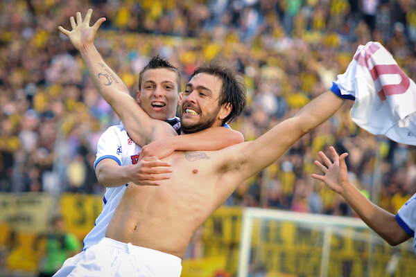 imagen de Borges, Bioy y el Chino Recoba o el balón antes del virus