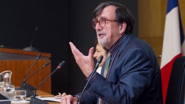 imagen de El legado intelectual de Bruno Latour, de la Teoría del Actor-Red a las críticas feministas