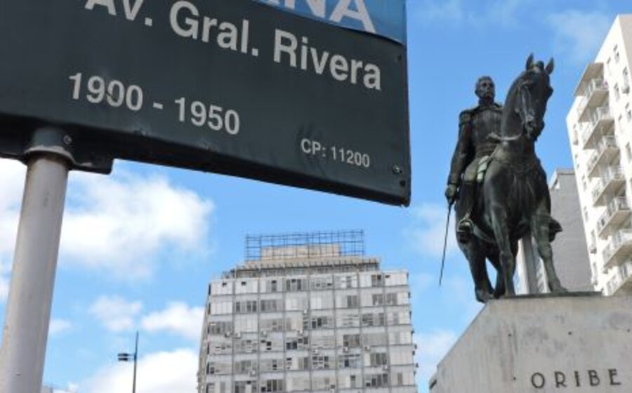 imagen de CALLE A CALLE MVD (*) La más larga del Uruguay