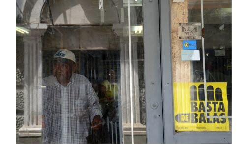 imagen de Sábado a mediodía