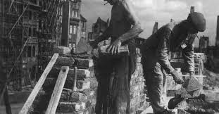 imagen de Reconstrucción: Varsovia, un doble abordaje