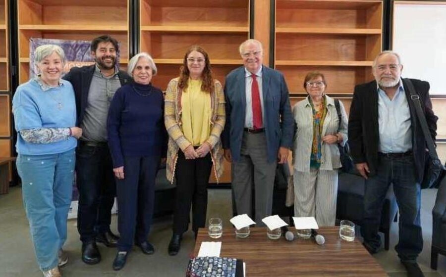 imagen de Jaime Siles: la poesía como una forma de comprender y transformar el lenguaje